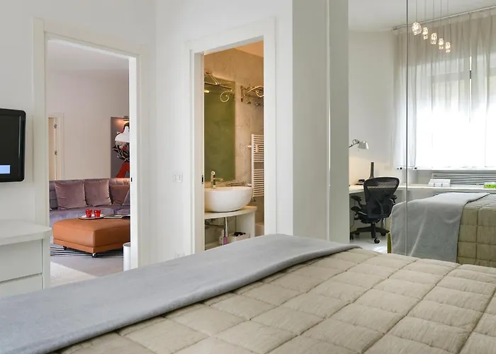 Ur-nest Porta Vittoria Apartment *